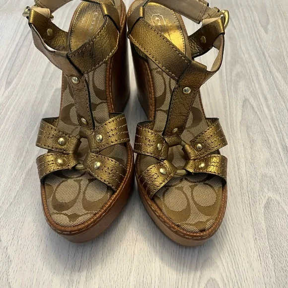 Coach Wedges - Picture 2 of 3